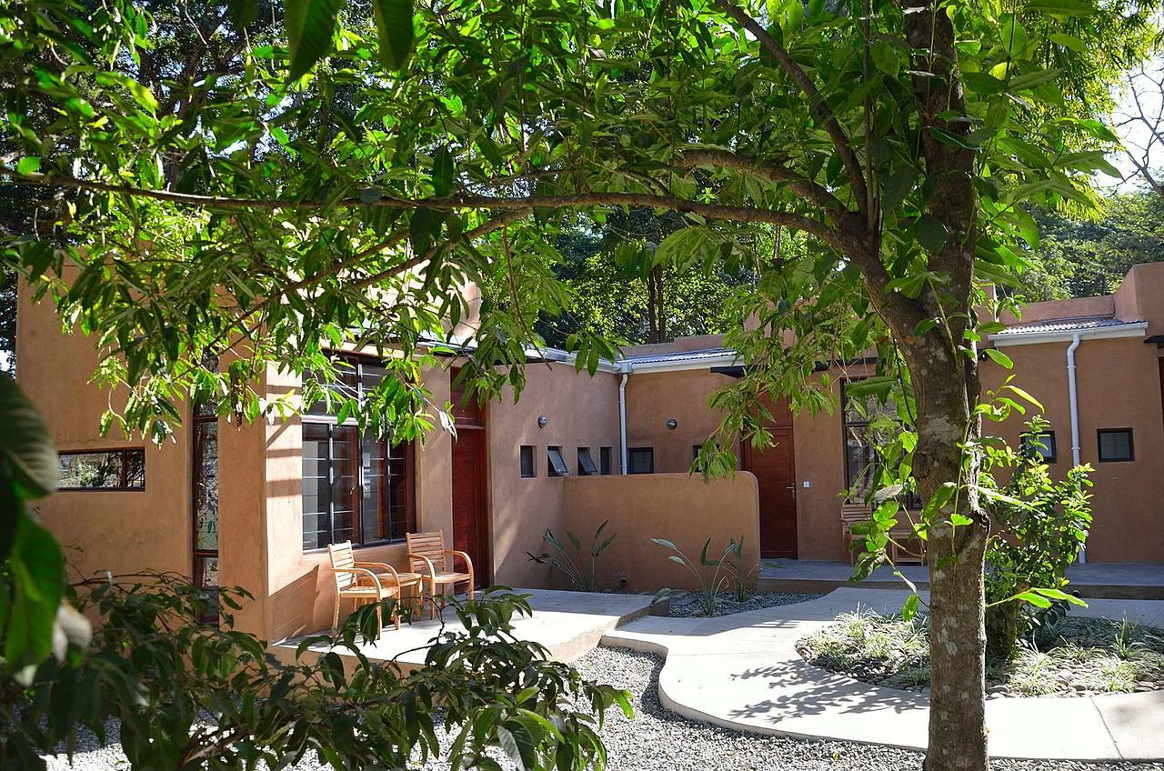 Green Hills Of Africa Hotel Usa River Bagian luar foto